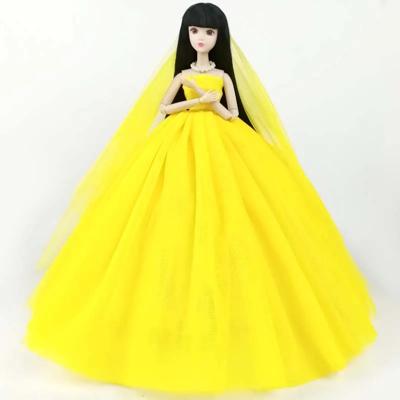 Вечернее платье для куклы Барби желтое без бретелек с длинным шлейфом свадебное +