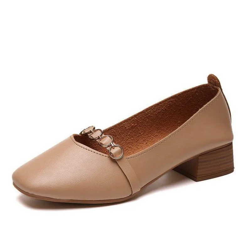 Туфли-лодочки женские из искусственной кожи на среднем каблуке Осенние 2020 | Обувь