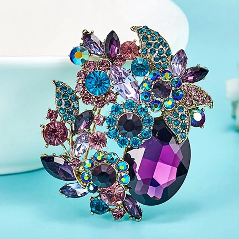 

zlxgirl fashion Women Vintage Flower Brooch Best Austrian Crystal Brooches Bouquet For Women christmas Broaches Hats Accessories