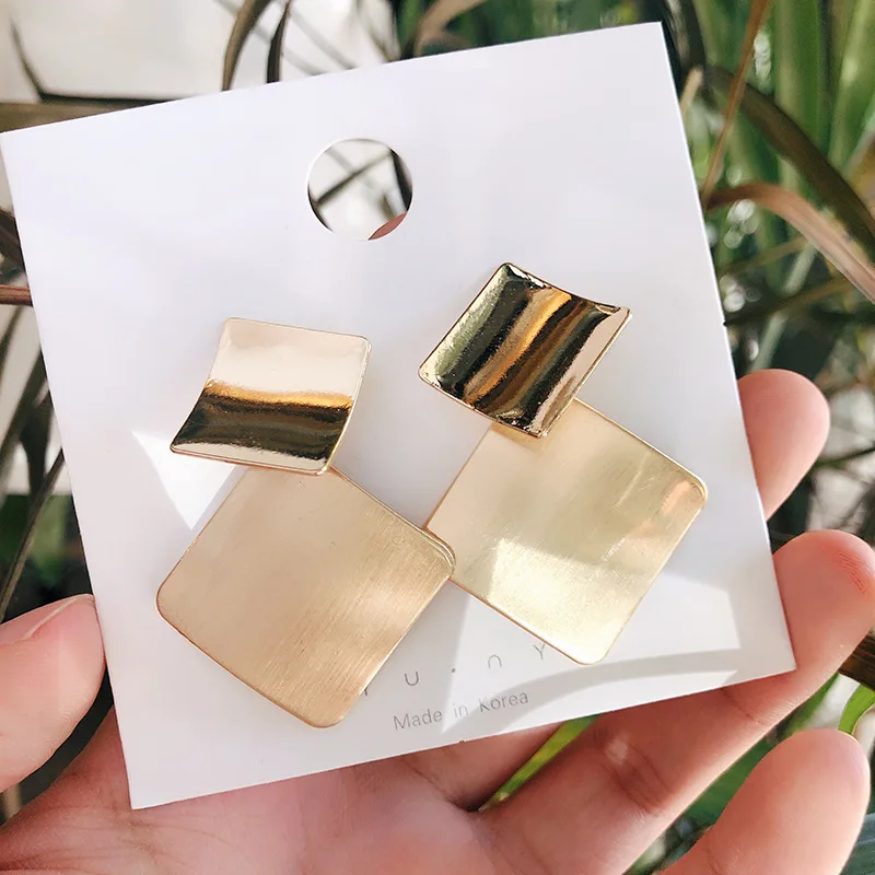 

Vintage Earrings 2020 New Fashion Earrings Metal European And American Delicate Femininit Individuality Eardrop