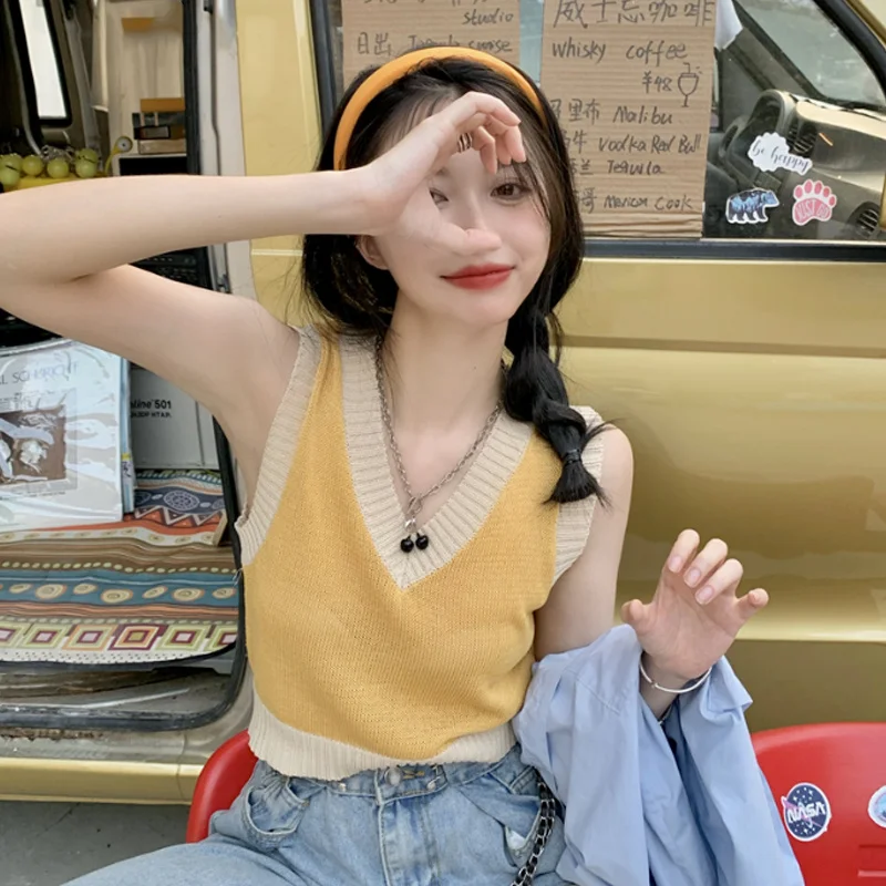 Женский трикотажный жилет без бретелек с V-образным вырезом | Женская одежда