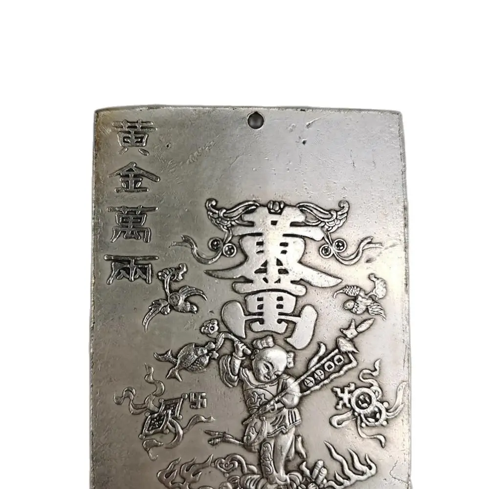 

Chinese old Tibetan silver relief Zodiac Golden two thousand Waist Card amulet pendant Feng Shui lucky Card pendant
