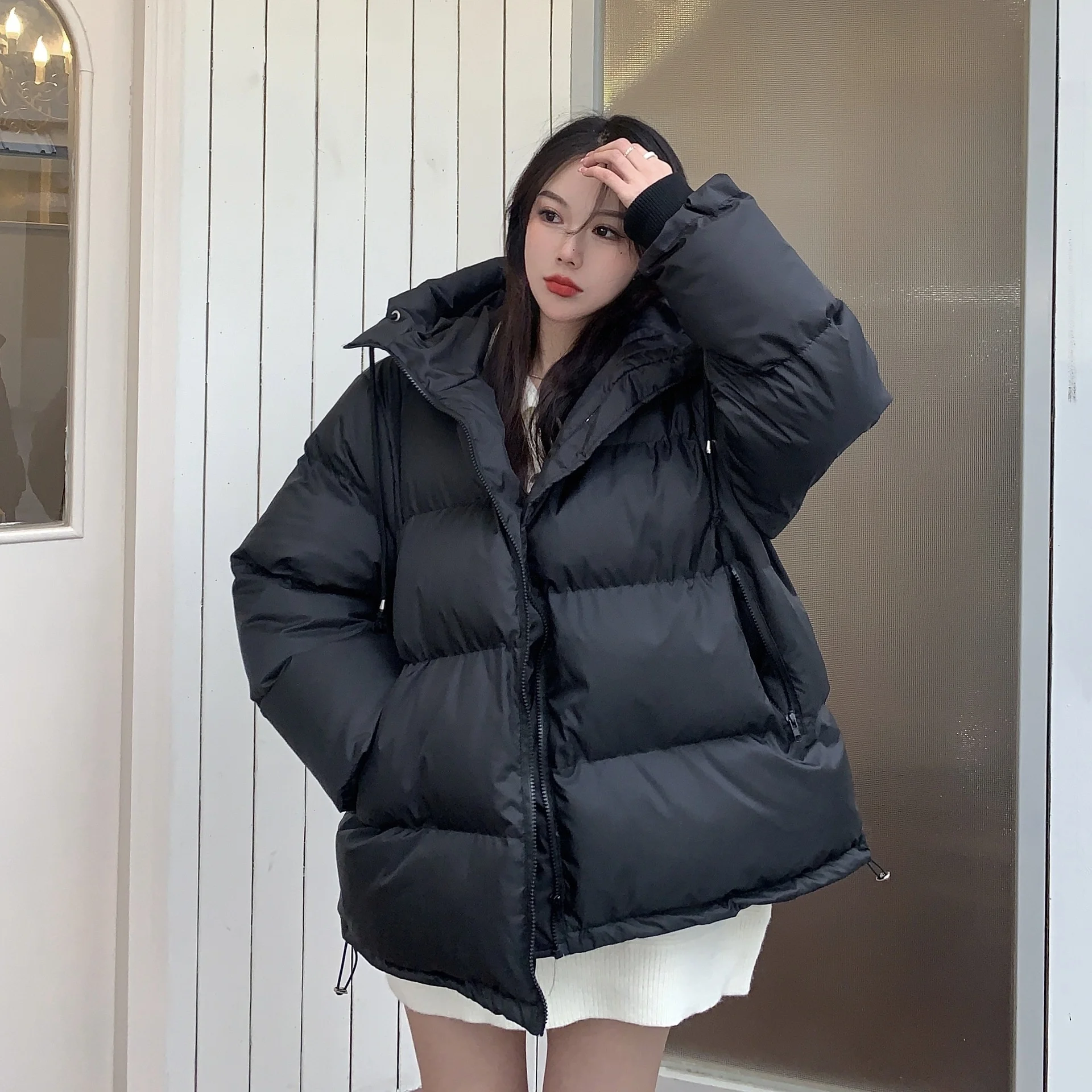 Черная Толстая Женская зимняя куртка с капюшоном и хлопковой подкладкой