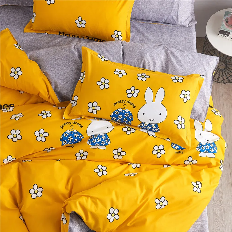 Комплект постельного белья из 4 предметов с пододеяльником и простыней