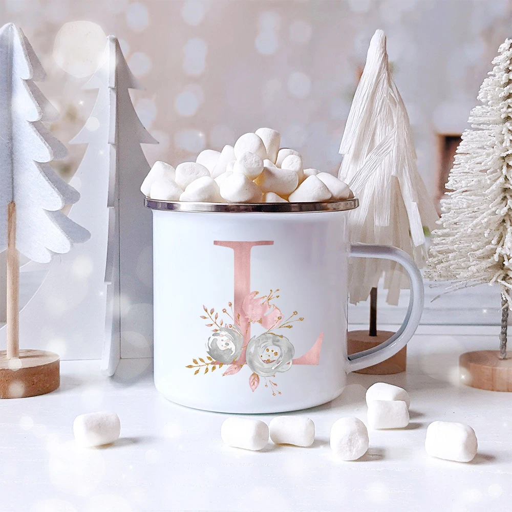 

Эмалевые розовые кружки с цветами