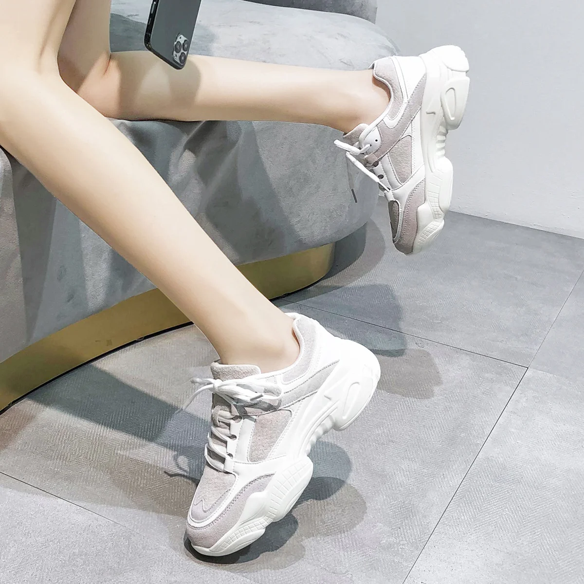 Женские кроссовки белые весна 2020 женская обувь зимняя，спортивные на толстой