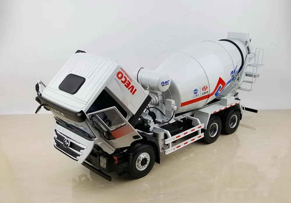 Оригинальные оригинальные 1/24 SAIC Hongyan Iveco Genlvon Бетономешалка мешалка грузовик