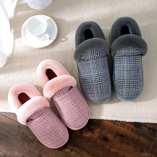 Женские сетчатые тапочки на толстой подошве теплые домашние тапки с каблуком