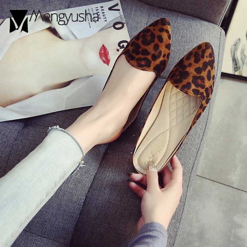 Мюли женские с закрытым носком бархатные шлепанцы сланцы Нескользящие для дома и