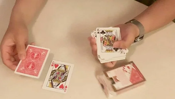 

2020 In The Visible Deck By Victory Hwan - Magic Tricks