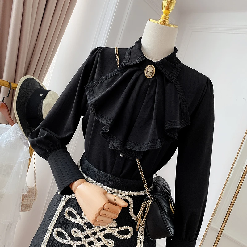 

French Royal Style Long Sleeve Shirt Women's 2021 Spring New Big Bow Black and White Blouses Elegant Ladies Shirt Tops