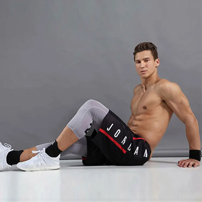 

2021 New Loose summer shorts basketball shorts NO 23 running sports outdoor fitness shorts male five-point pants shorts wear
