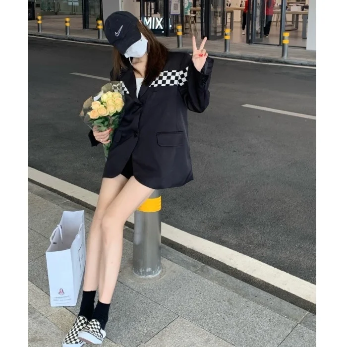 Женский однобортный клетчатый пиджак повседневный жакет черно-белого цвета с