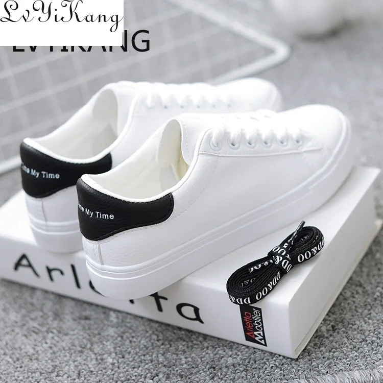 Женские кроссовки новинка 2019 модная дышащая обувь с вулканизированной подошвой