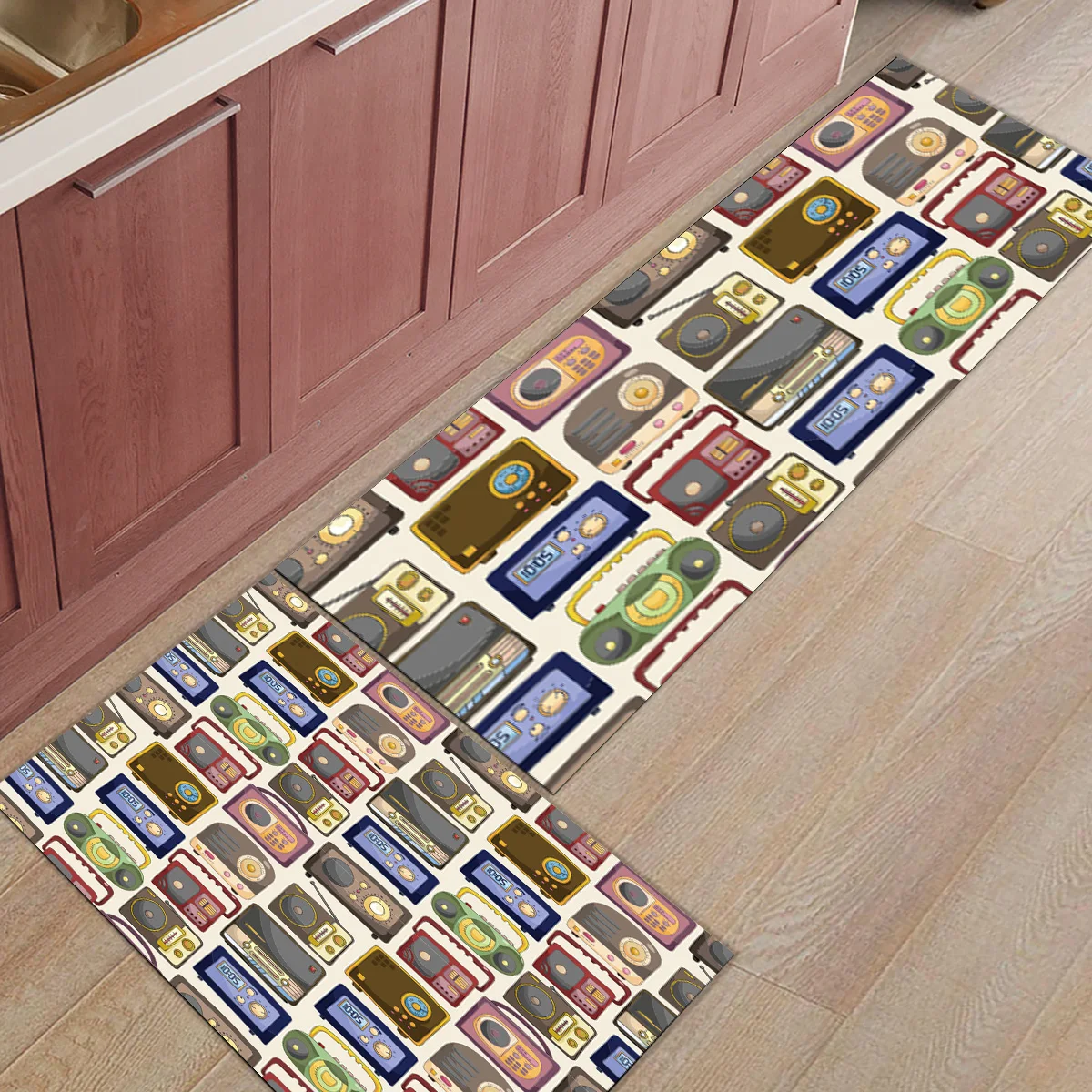 Кухонный коврик нескользящий мультяшный радиоприемник с принтом для прихожей и