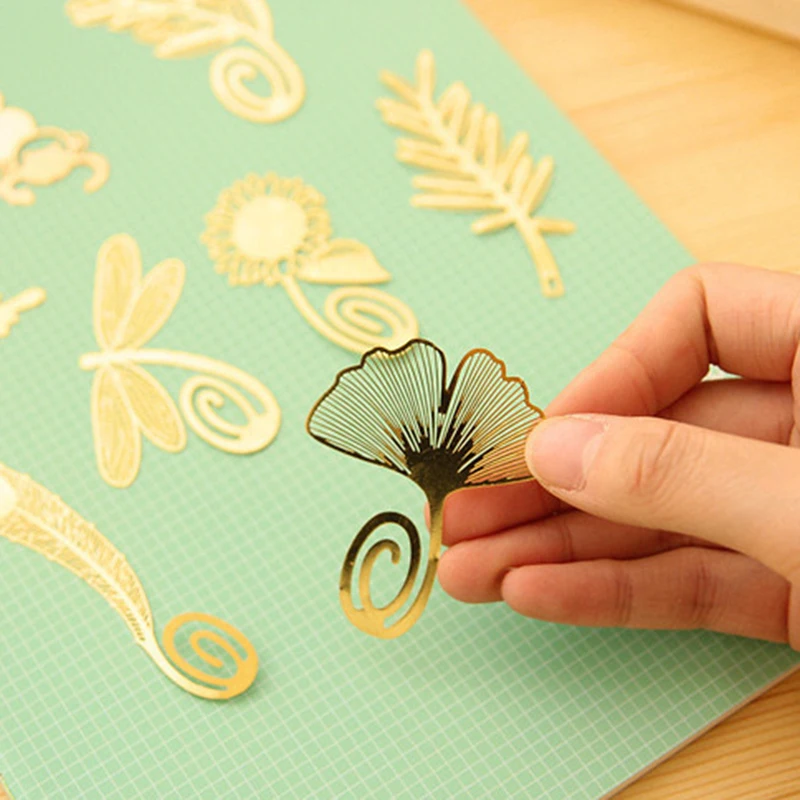 

Pack of 8 Cute Cartoon Art Metal Gold Bookmarks Bookmark Reading New Novelty