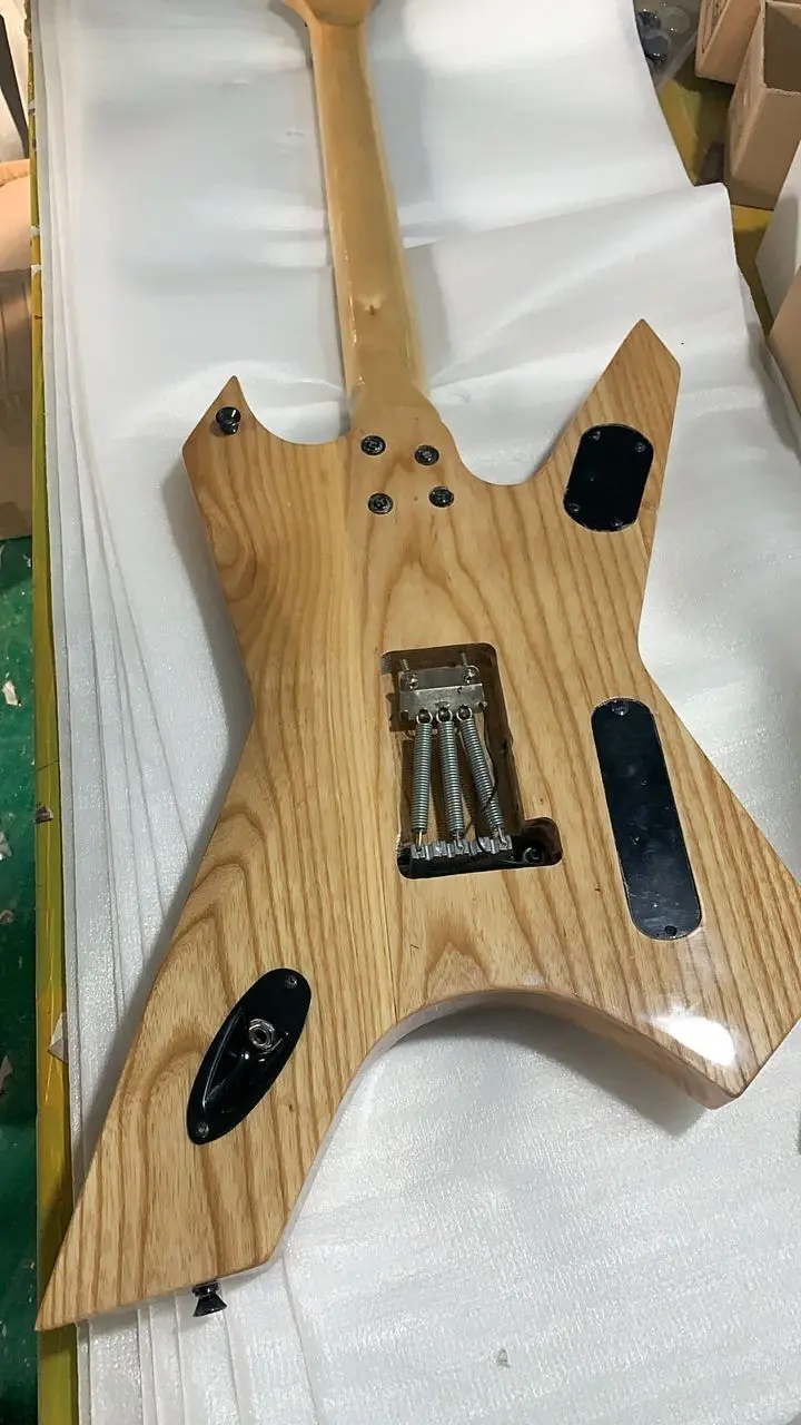 Оптовая продажа гитары Новое поступление на заказ 7 Строка Электрогитары с Floyd Rose