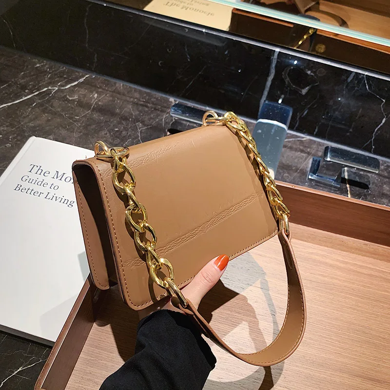 

Новинка 2021, модная женская брендовая однотонная кожаная сумка на плечо с цепочкой, роскошные дизайнерские женские повседневные сумки через...
