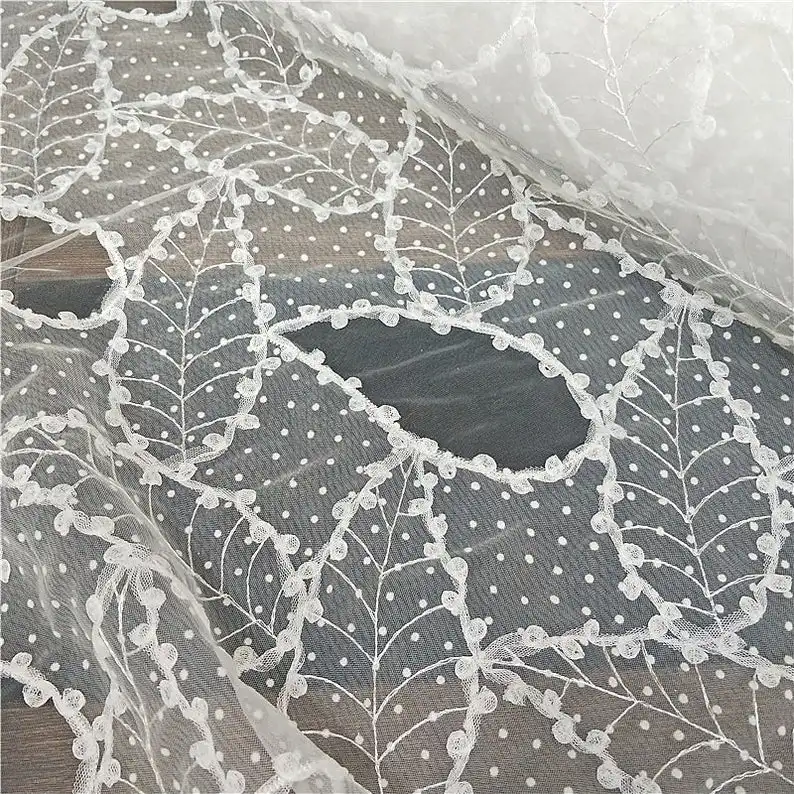 Тюлевая ткань с белыми листьями и точками Мягкая сетчатая кружевная вышивкой на