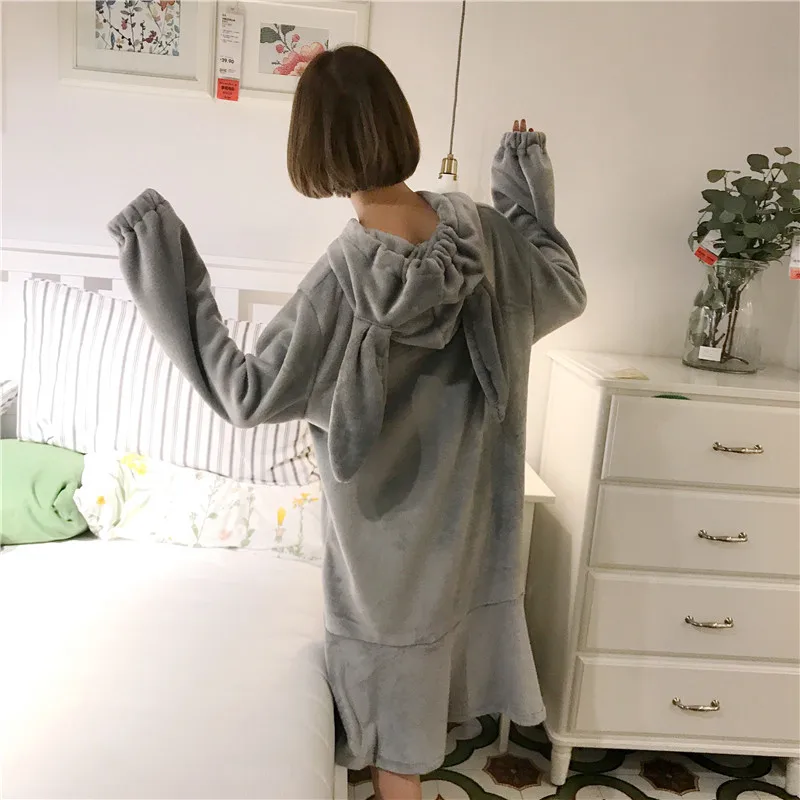 Осенне-зимняя женская длинная ночная рубашка с капюшоном теплая плотная