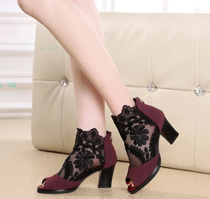 Летние сетчатые Босоножки с открытым носком пикантные тонкие туфли на каблуке