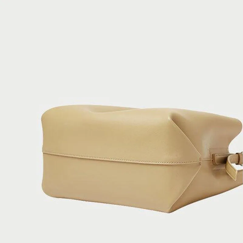 

Women's Handbags