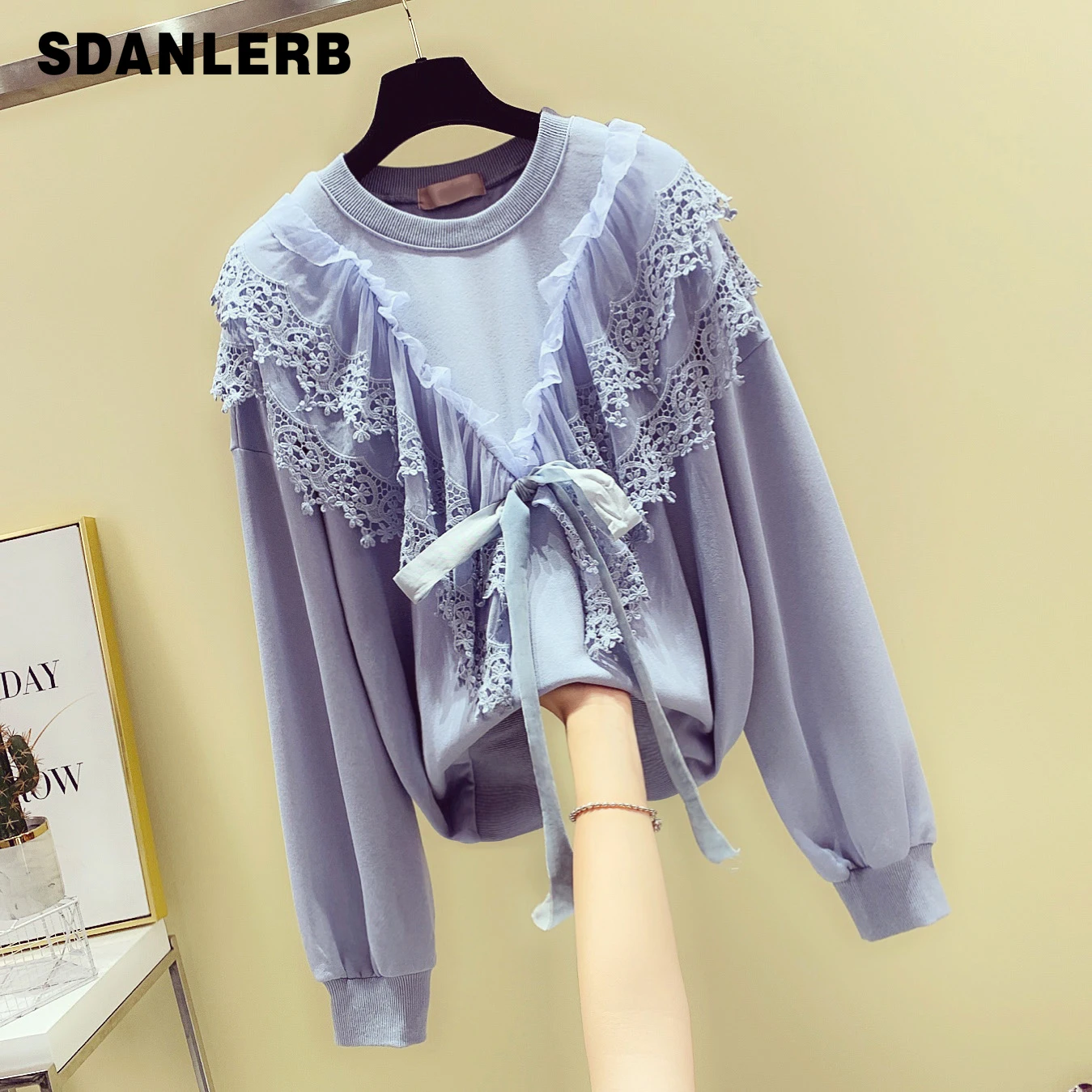 

Self-Tie Lace Mesh Splicing Pullover Fashionable Hoodies Women's 2021 Spring Autumn Sweatshirt New Round Neck Loose Top