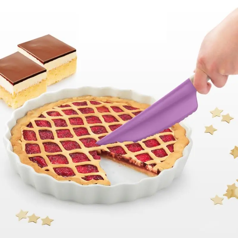 

1 Pcs Plastic Cake Cutter Creative Serrated Pizza Bread Fondant Cutter Butter Knife Household Baking Tools For Cake Pastry Dough