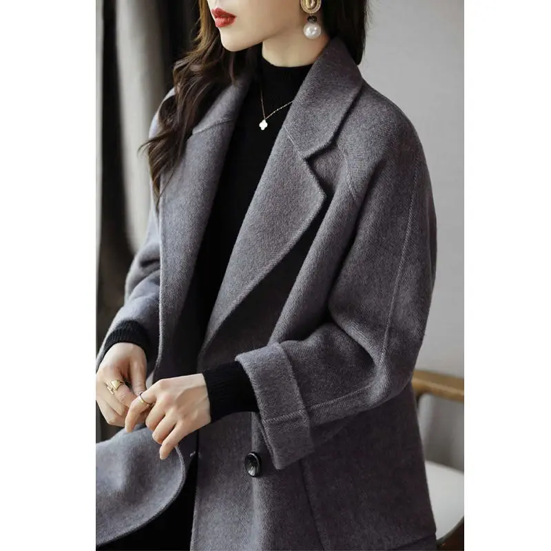 

Autumn Winter Women High Quality Coat Female Plush Coats Loose Lapel Overcoat Ladies Thicken Warm Casual Style Clothing A408