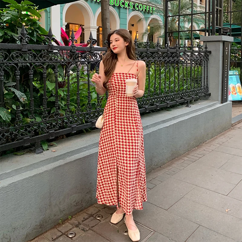 

Платье женское трапециевидное в стиле «гусиные лапки», на бретелях