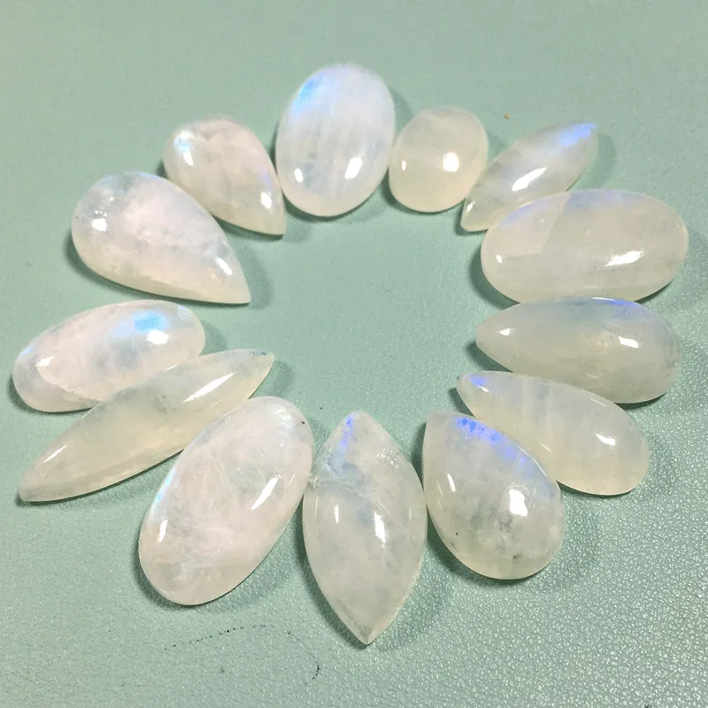 

Random delivery 15g/set Real Natural moonstone cabachon pendant charm for d i y jewelry women necklace
