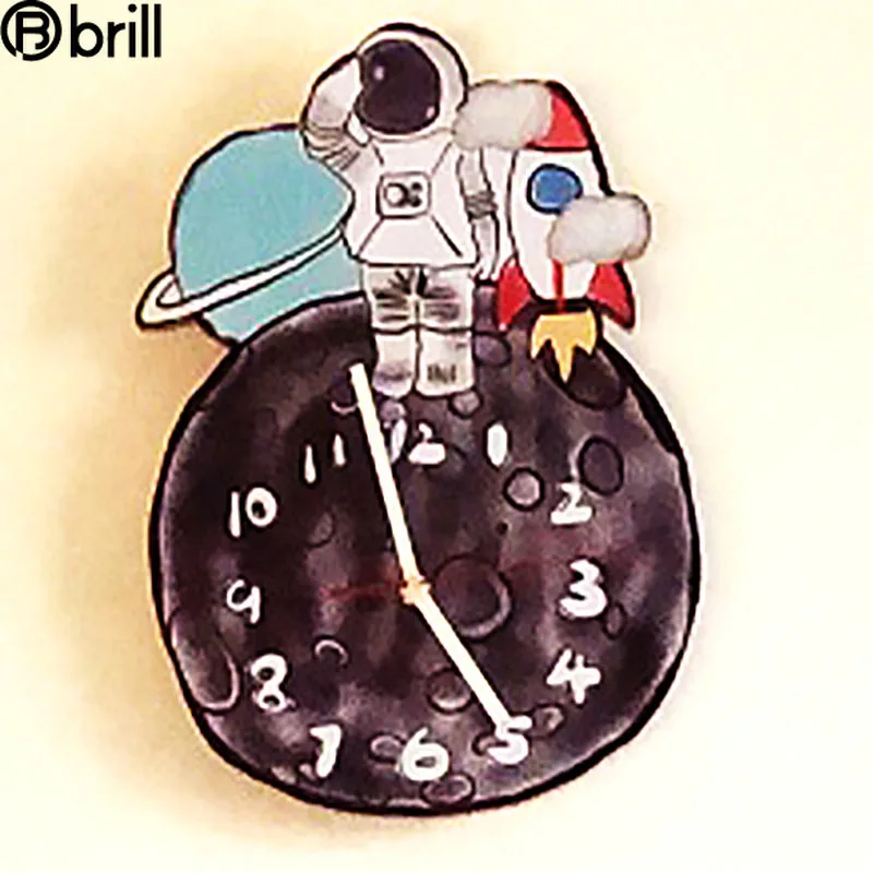 

Креативные настенные часы, милые Мультяшные настенные часы, домашний декор, настенные часы с висящим пространством, украшение для астронавта, настенные часы, подарок для детской комнаты