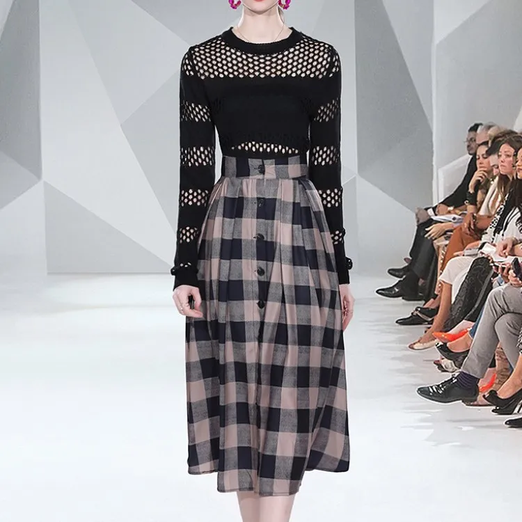 

Fashion Runway Skirt Suit Women Sexy Black Hollow out Knitted Top + High Waist Plaid Big Swing Long Skirt 2 Piece Set