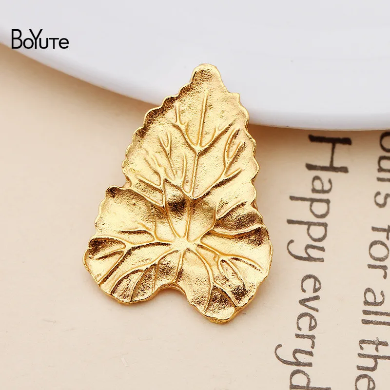 Gold-19x27MM BoYuTe(20 Pieces/Lot) Metal Alloy 40*34MM Maple Leaf Materials Vintage Hand Made Diy Jewelry Accessories Wholesale - Цвет: Gold-19x27MM