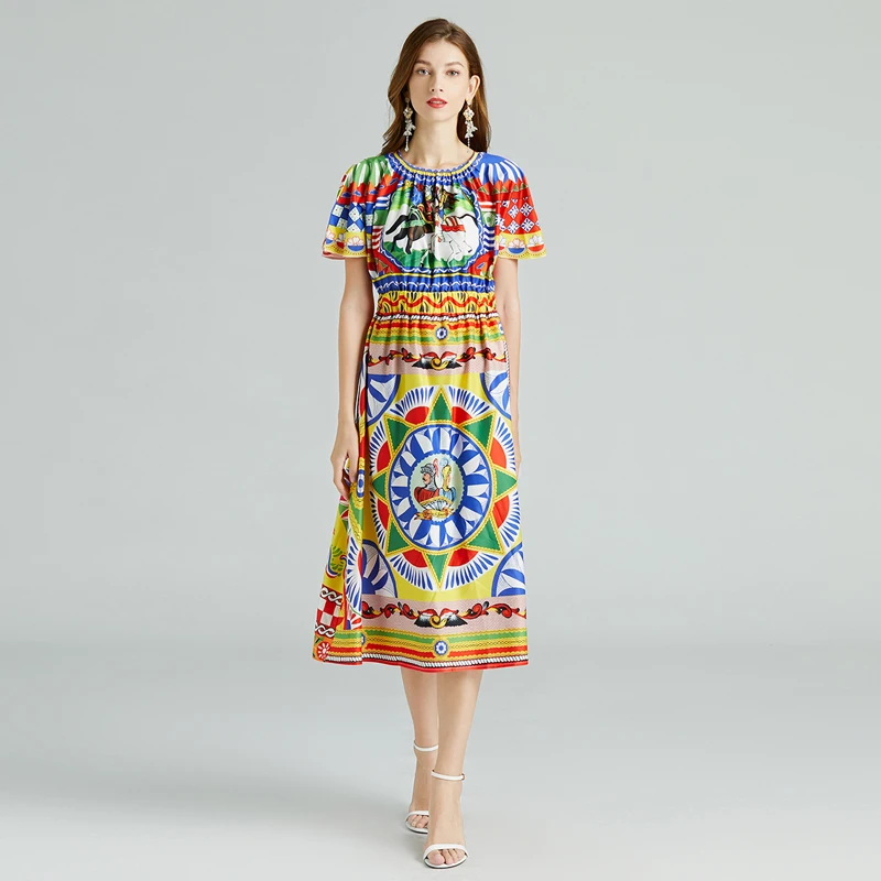 Женское элегантное платье разноцветное винтажное праздничное с принтом солдата