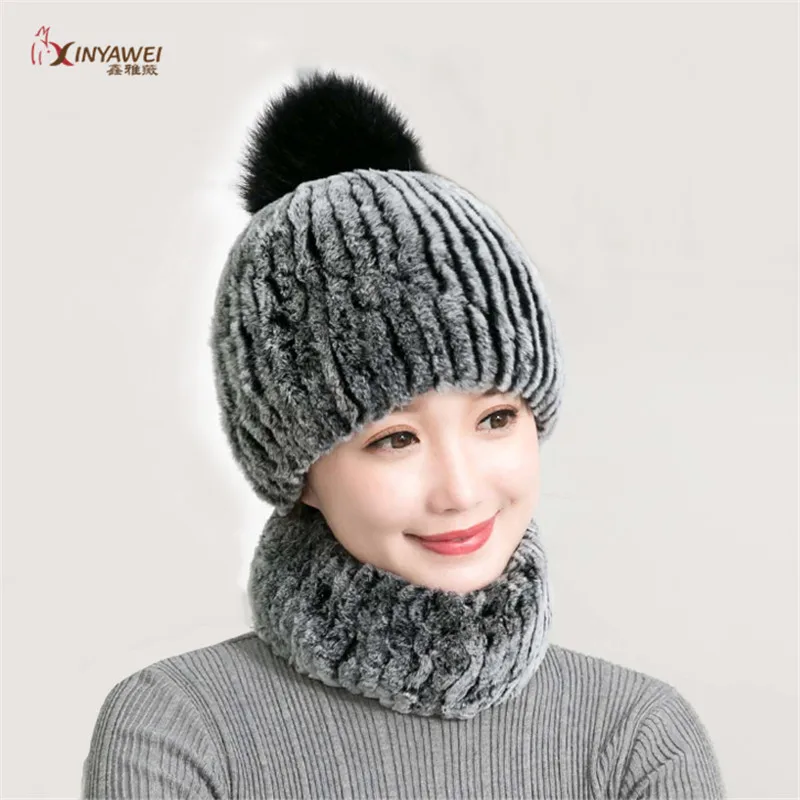 

Raglaido Women's Fur Hat Women's Winter Real Rex Rabbit Flower Hat Women's Fabric Warm Snow Cap Collar Set.
