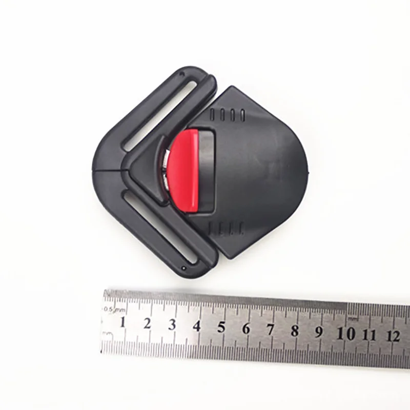 Универсальный замок для детского автокресла (без ремня) фиксатор ремней