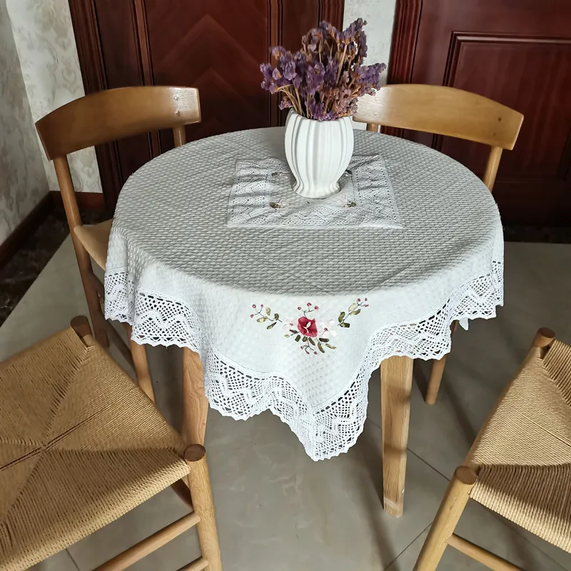 Скатерть хлопковая квадратная с вышивкой Классическая пасторальная