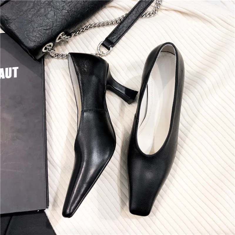 Туфли-лодочки женские из натуральной кожи с квадратным носком на каблуке 7 см