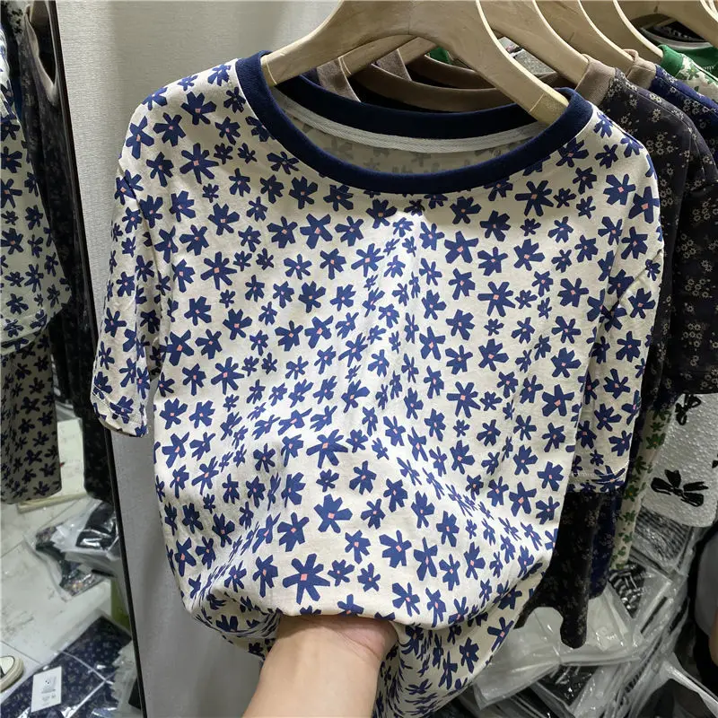

Cotton 95% Vintage Floral Women T-Shirts Summer Design 2021 O-Neck Short-Sleeved Casual All Match Female Pulls Tops Tees