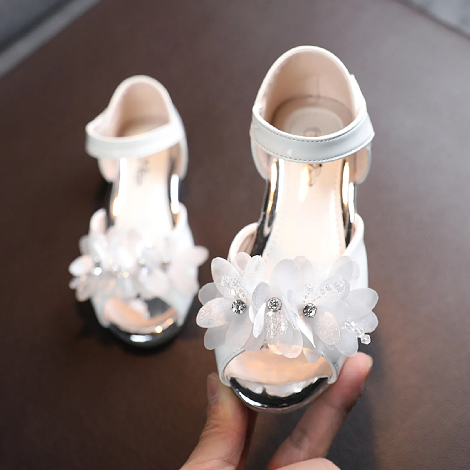 

2021 Infant Kids Baby Girls Peep Toe Floral Princess Shoes Leather Sandals Fashion Sweet Sandals Kids Shoes Soft Сандали Summer