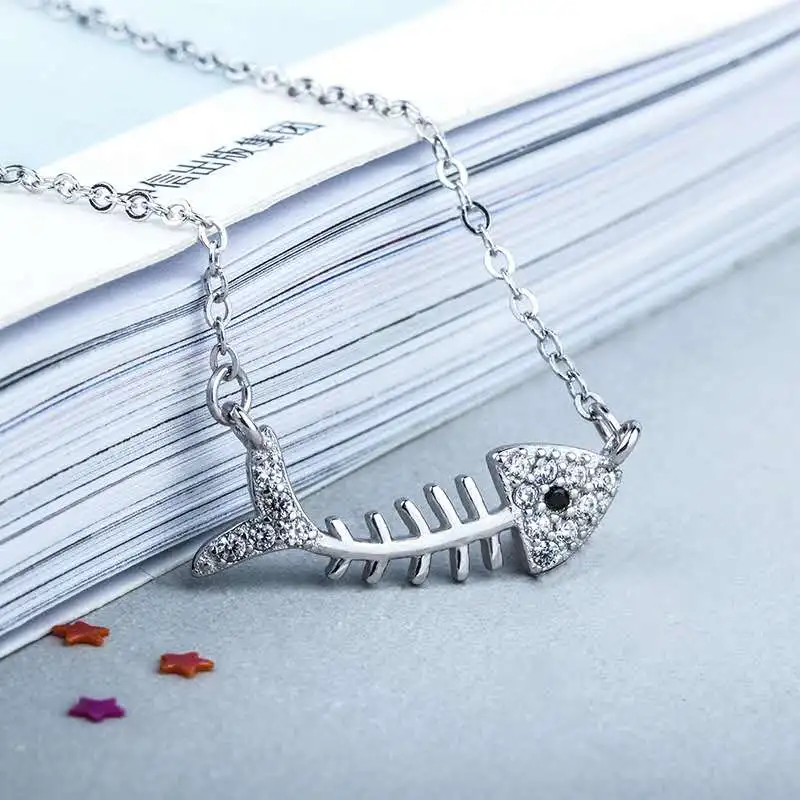 Ожерелье в виде скелета рыбы серебряного/золотого цвета простой темперамент