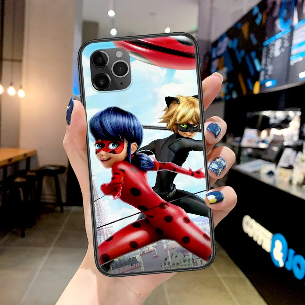 

Seven Star Girl Cute Ladybug Phone Case For Iphone 4 4s 5 5S SE 5C 6 6S 7 8 Plus X XS XR 11 12 Mini Pro Max 2020 black Cover Tpu