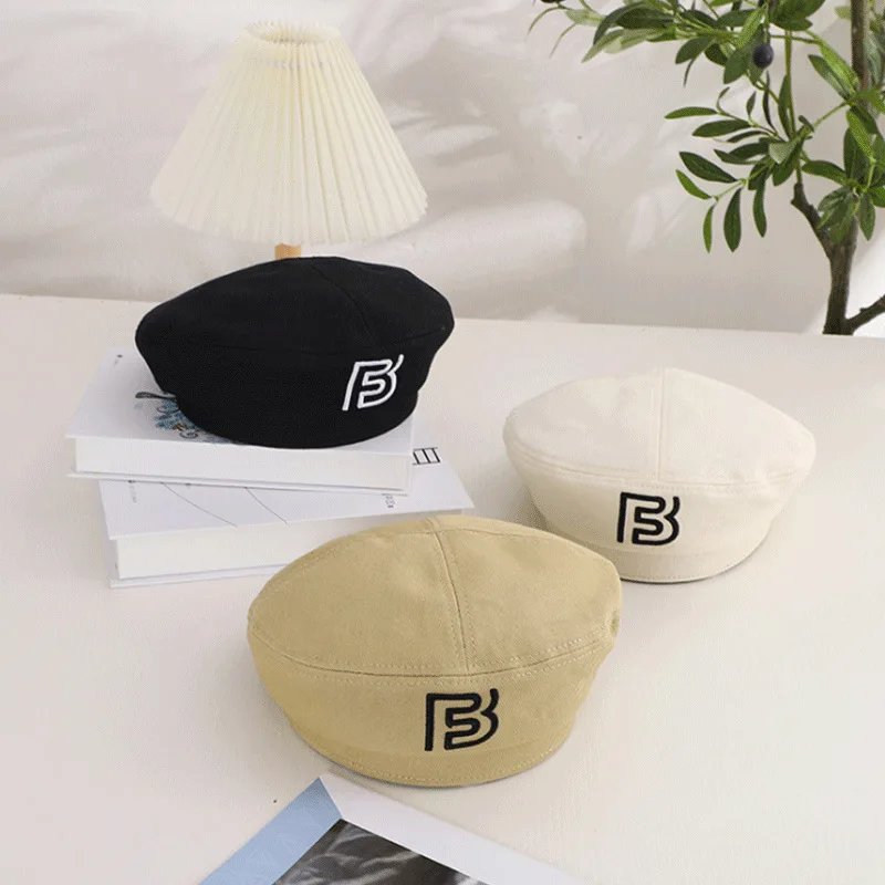 Женский винтажный берет с надписью белый нашивкой мягкая шапка для осени и зимы