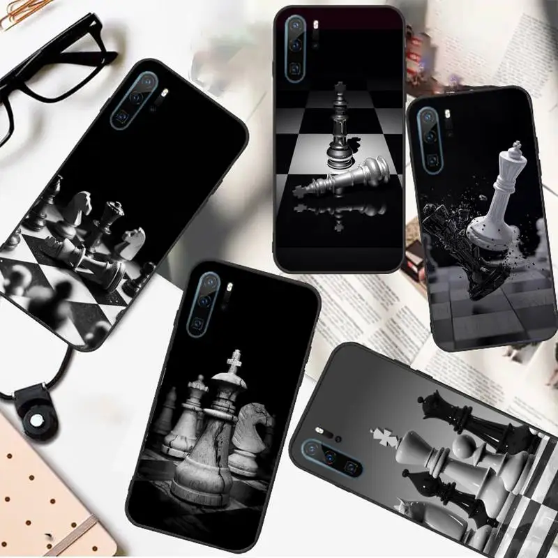 

Chess Board Pieces game Phone Case For Huawei honor Mate 10 20 30 40 i 9 8 pro x Lite P smart 2019 nova 5t