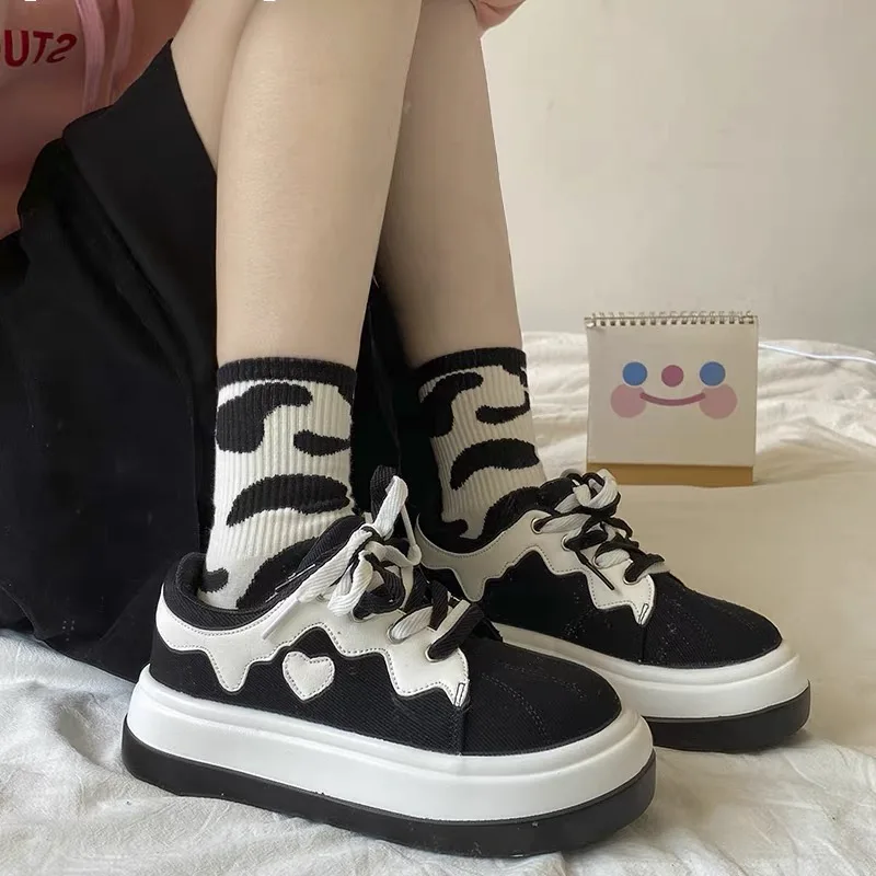 

Kawaii Platform Sneakers Women Vintage Round Head Sports Shoes 2021 Autumn Fashion New Lolita Low Top Casual Ins Trend Flats