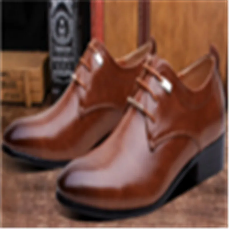 

Luxury Business Leather Shoes Men Breathable Rubber Formal Dress Shoes Male Office Wedding Flats Footwear Mocassin Homme