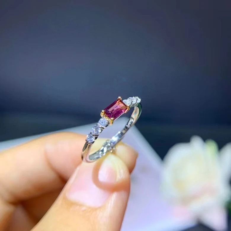 

New Store Sale Lovely Natural Red Garnet Gemstone Ring for Women Jewelry Real 925 Sterling Silver Charm Fine Jewelry Good Gift