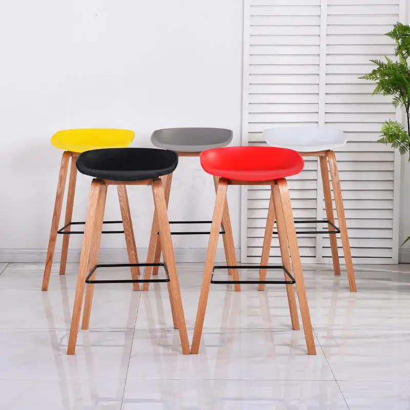 Скандинавские современные минималистичные барный стул из массива дерева