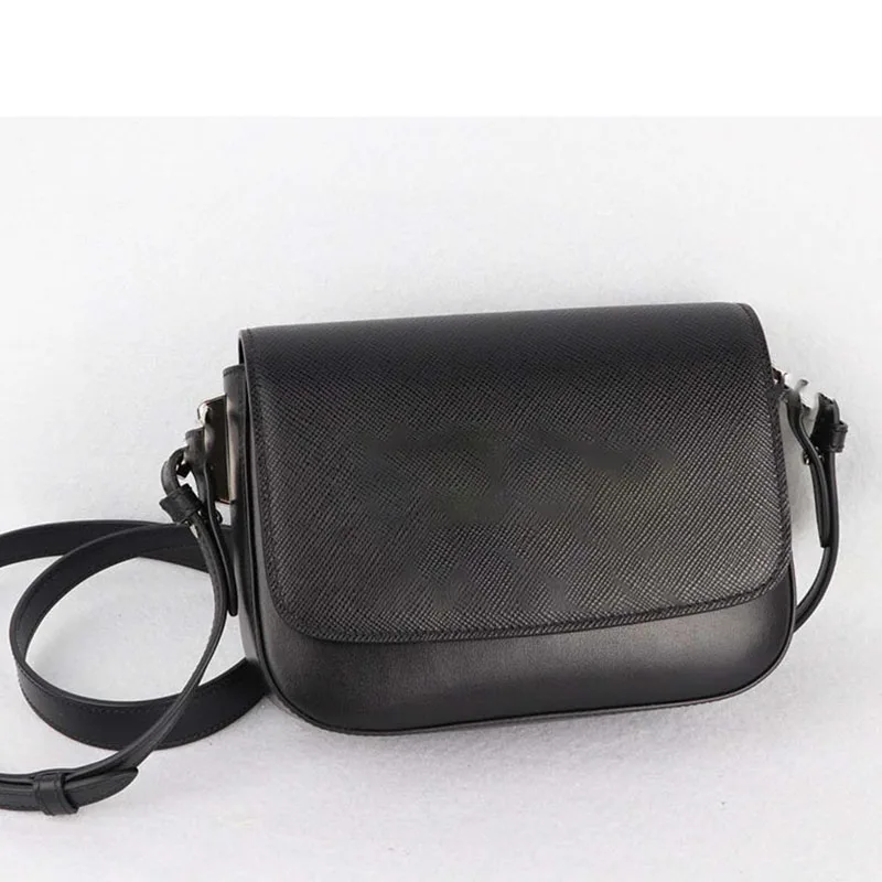 

Female bag 2021 new fashion trend style European and American solid color wild small square bag shoulder messenger bag handbag